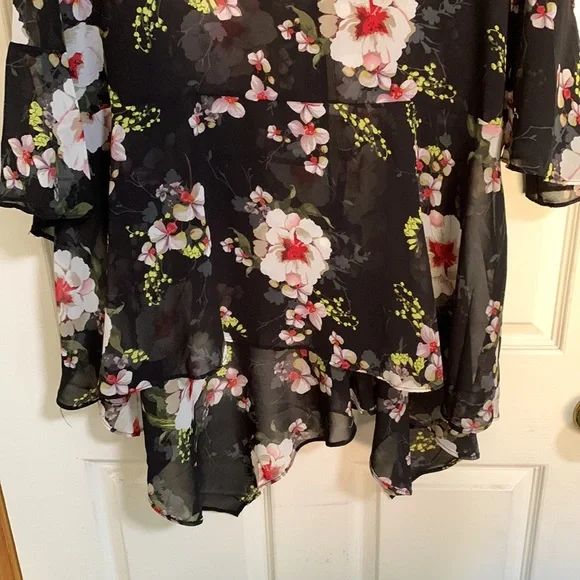 BEME BLACK FLORAL TIE 3/4 SLEEVE FLARE CUFF TIE COVER UP SHIRT SIZE 20 - Picture 6 of 9